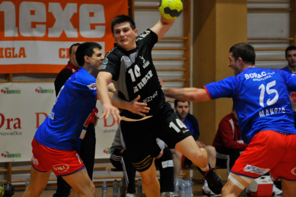 NEXE - Borac